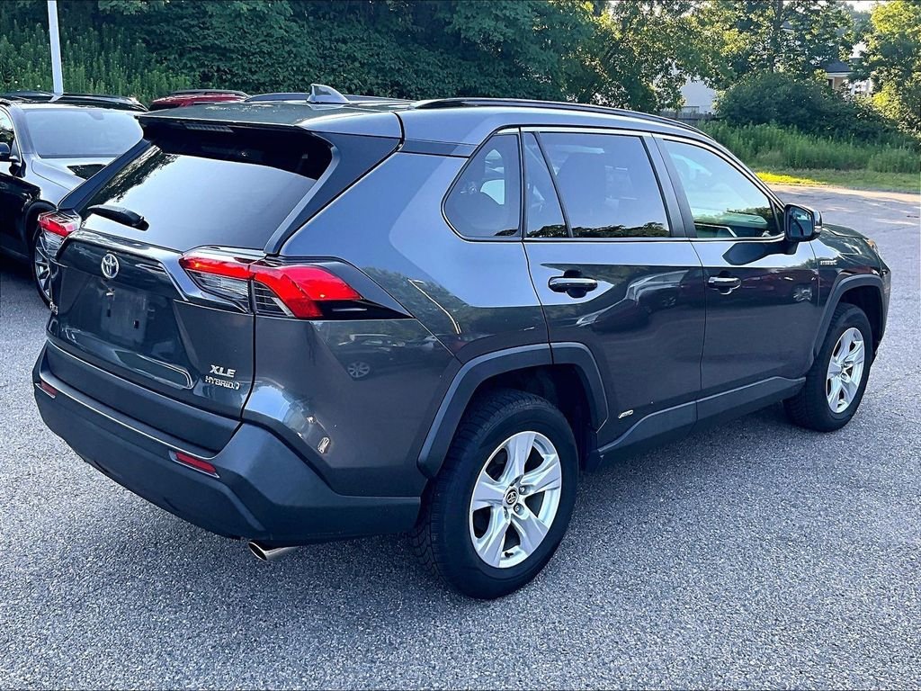 Used 2020 Gray Toyota XLE image 6