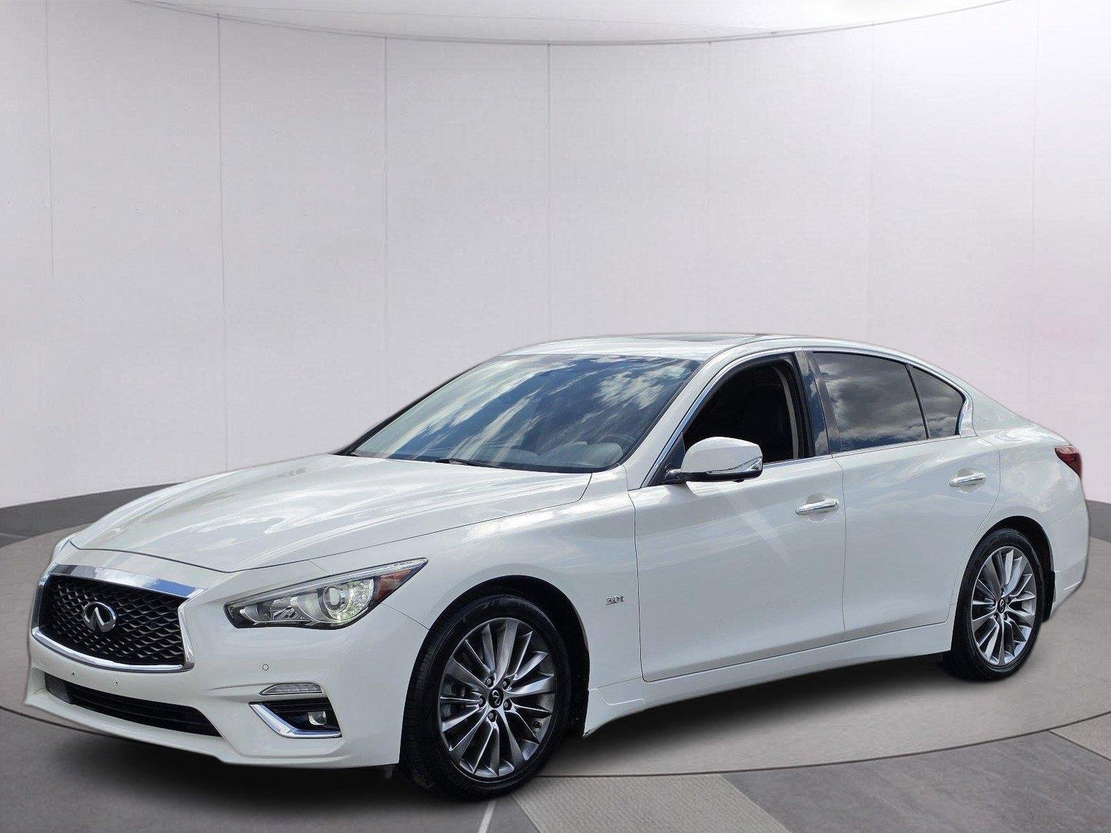 2020 INFINITI Q50 LUXE