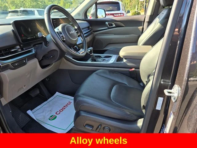 Used 2025 Gray Kia LXS image 11