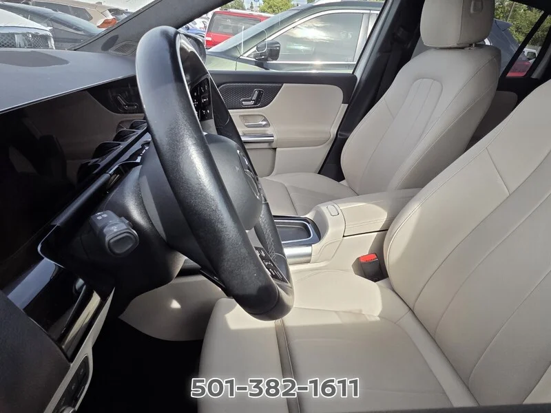 Used 2025 Polar White MERCEDES-BENZ GLA 250 image 8