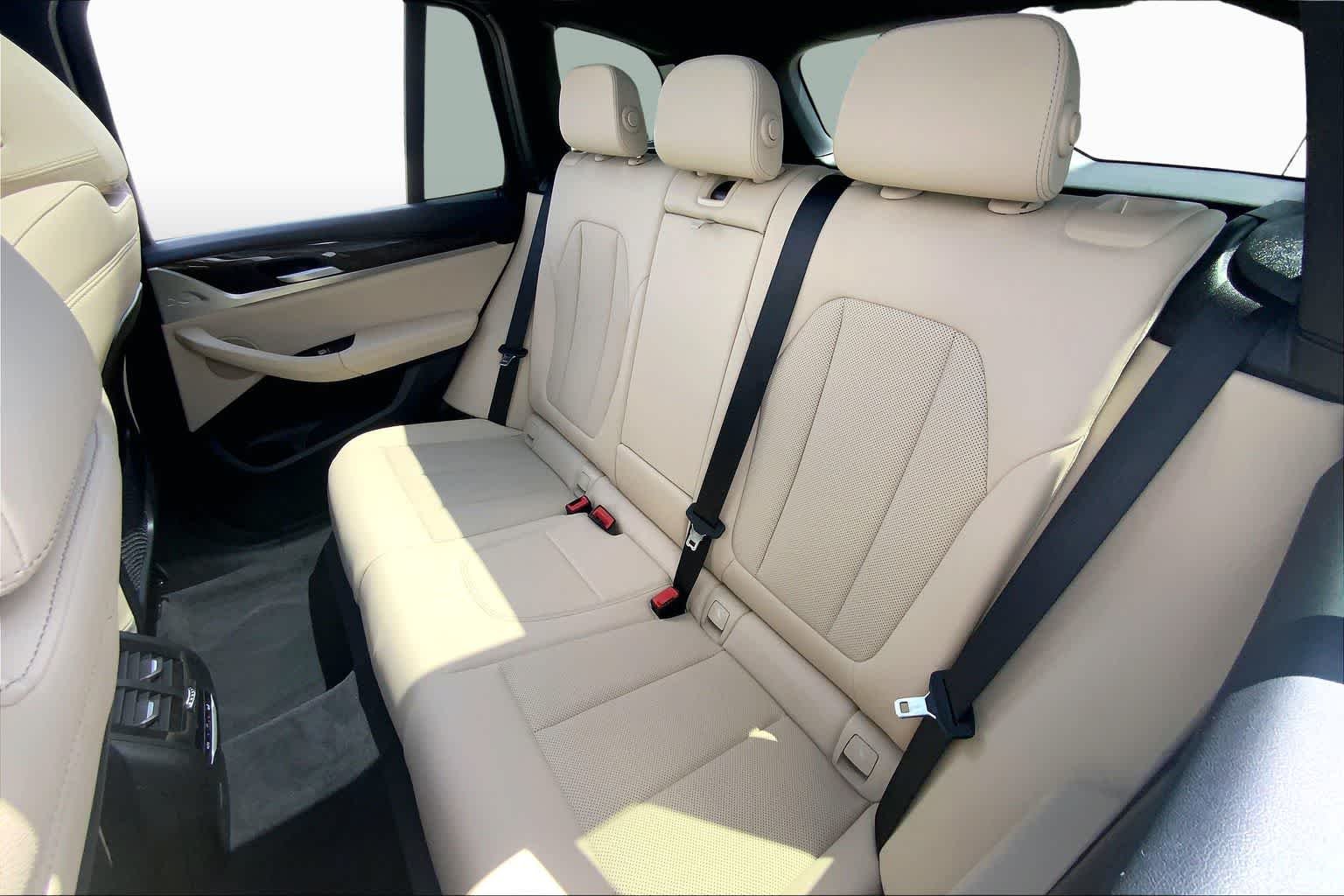 Used 2024 Jet Black BMW xDrive30i image 20