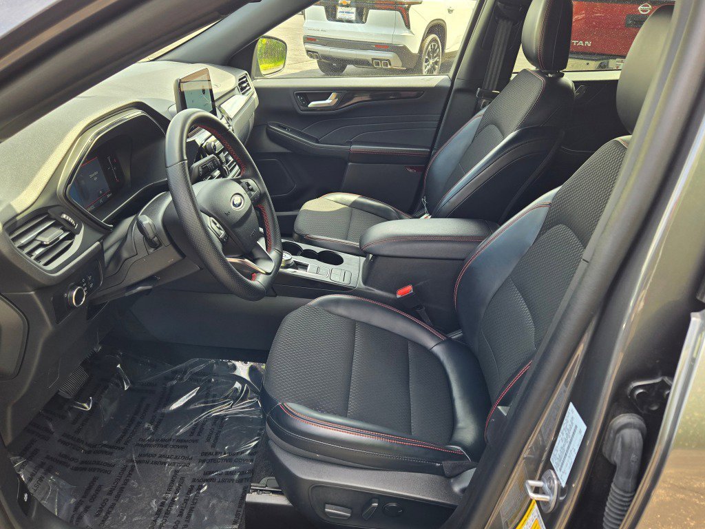 2025 Ford Escape ST-Line - Photo 22