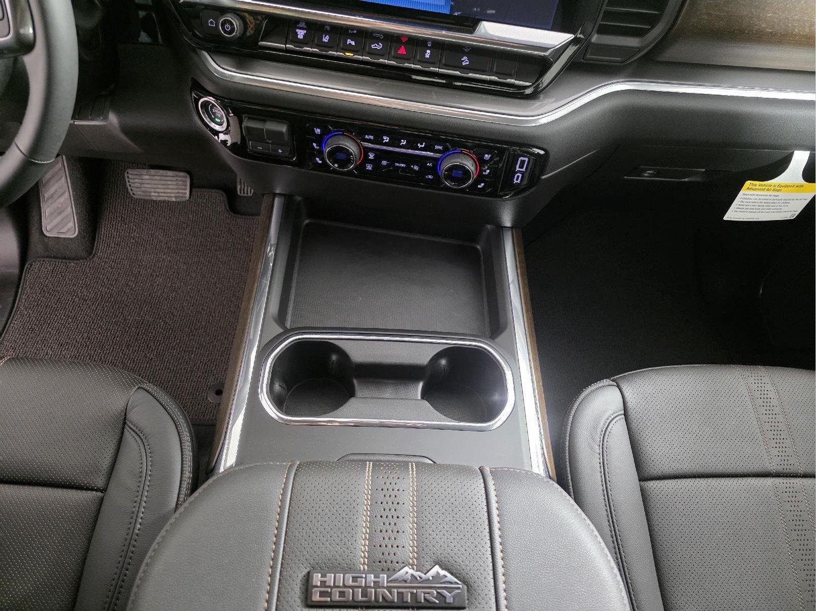 2026 Chevrolet Silverado 2500 HD High Country - Photo 36