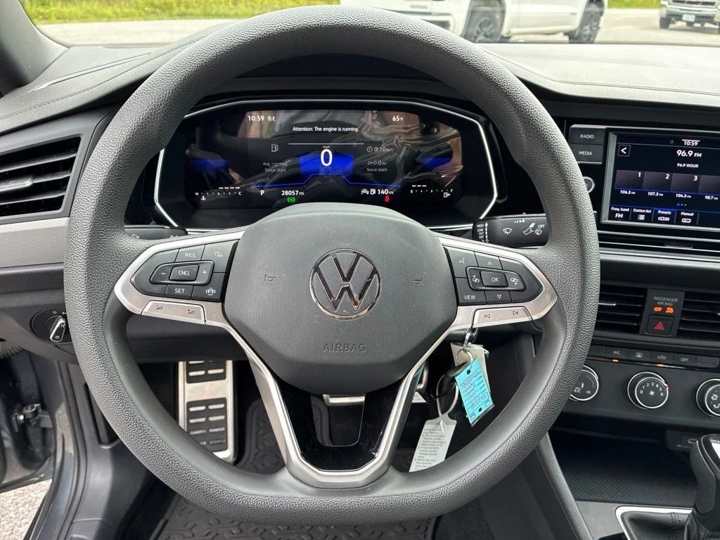 Used 2023 Gray Volkswagen 1.5T Sport image 22