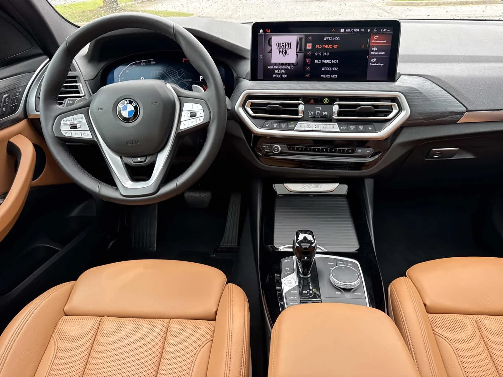 Used 2024 Dark Graphite Metallic BMW xDrive30i image 29