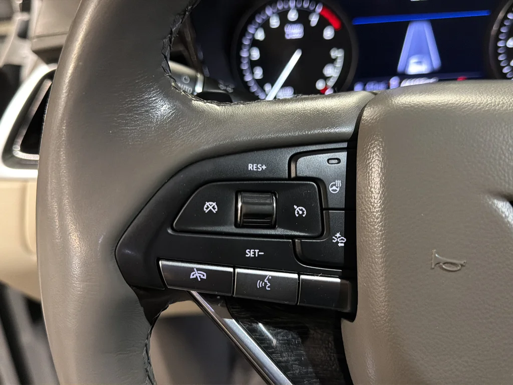 Used 2023 White Cadillac Premium Luxury image 15