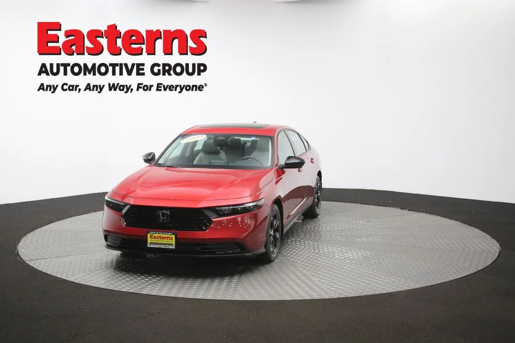 Used 2025 Red Honda SE image 54