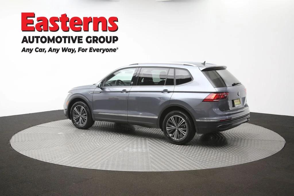 Used 2024 Gray Volkswagen 2.0T Wolfsburg Edition image 60