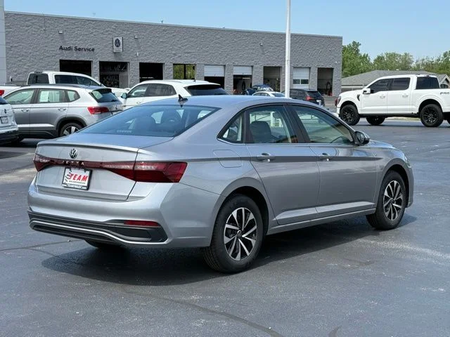 Certified Used 2026 Silver Volkswagen 1.5T S image 7