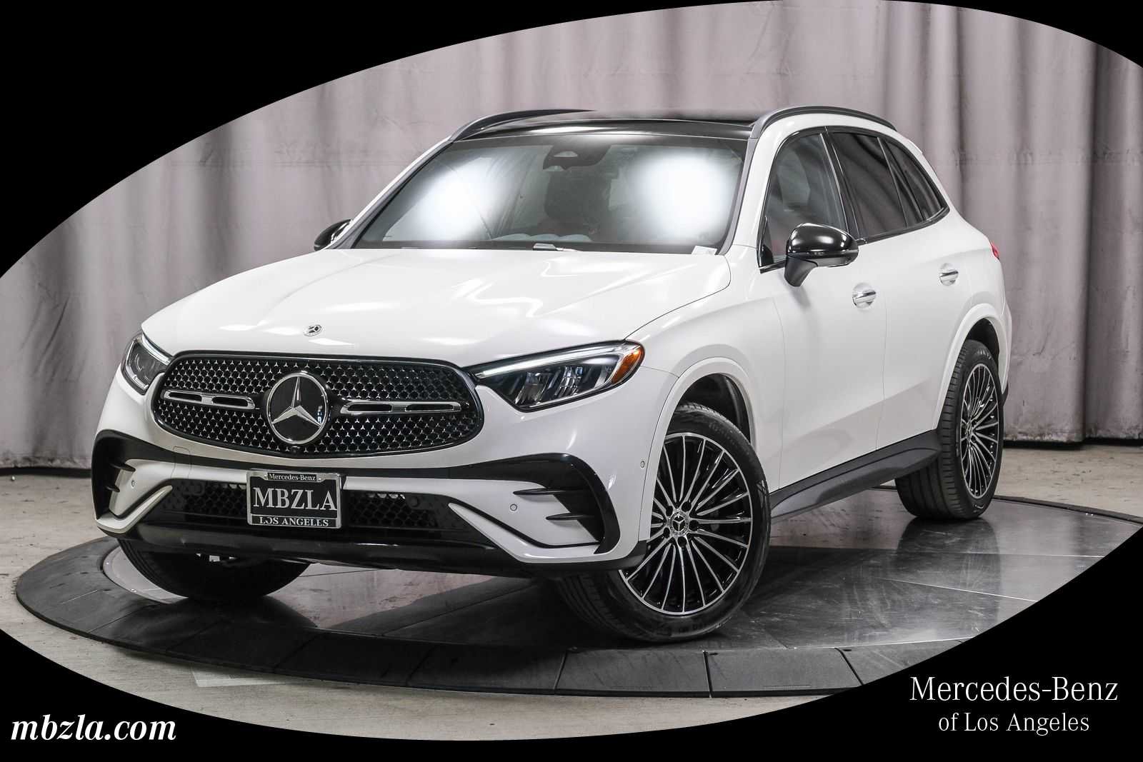 2026 Mercedes-Benz GLC GLC 300's photo