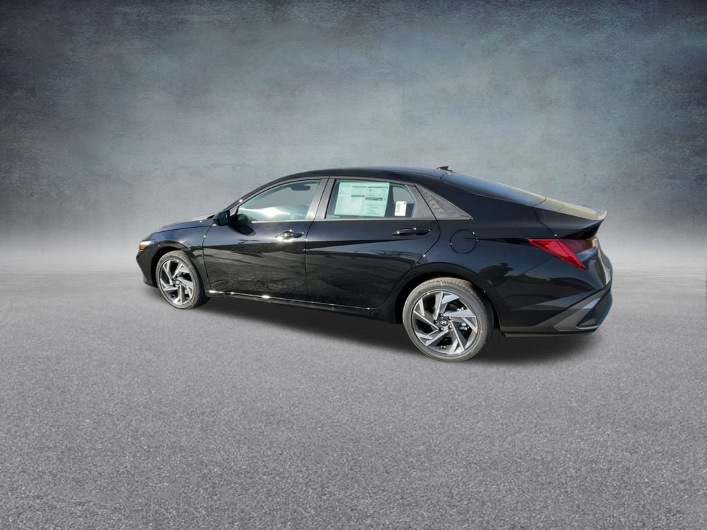 2025 Hyundai Elantra Blue - Photo 16