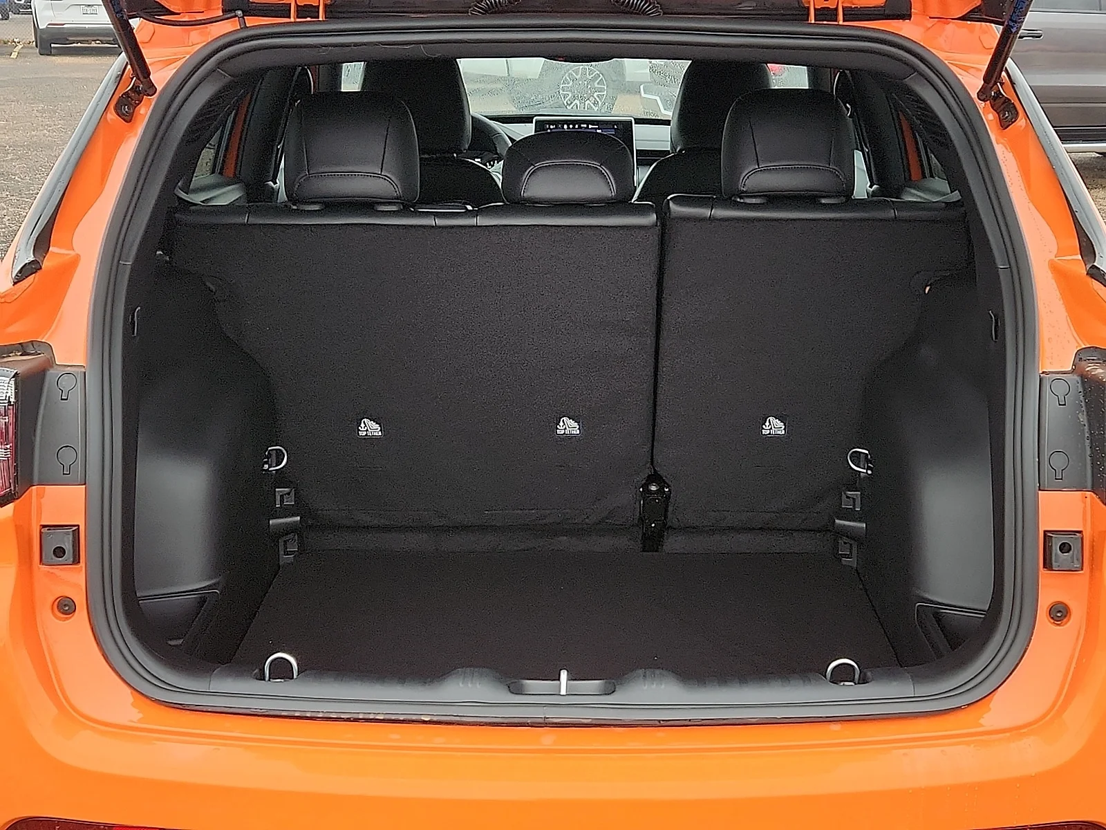 New 2026 Orange Jeep LATITUDE ALTITUDE 4X4 image 9