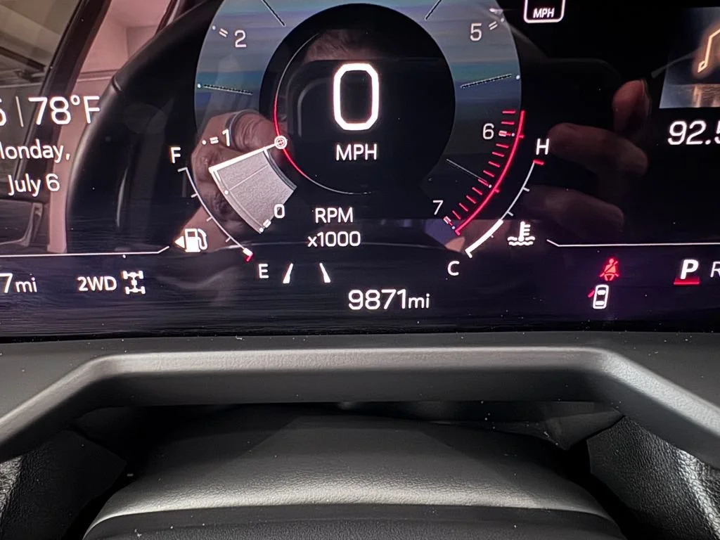 Certified Used 2025 Summit White GMC Elevation image 17