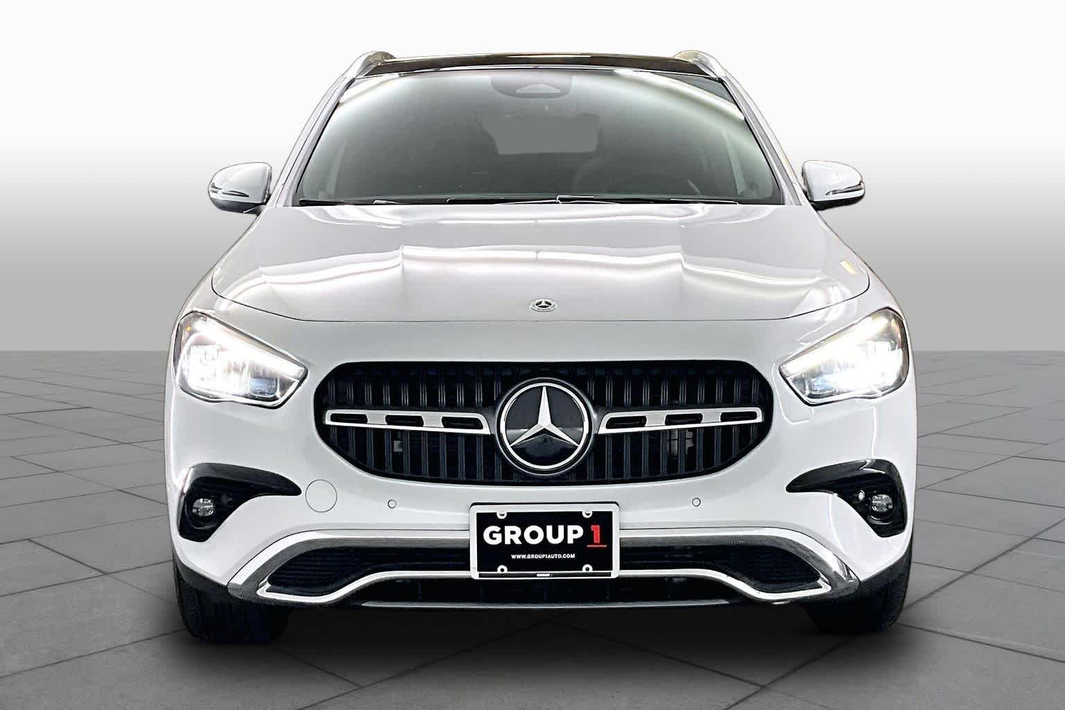 Used 2024 Digital White Metallic Mercedes-Benz GLA 250 image 4