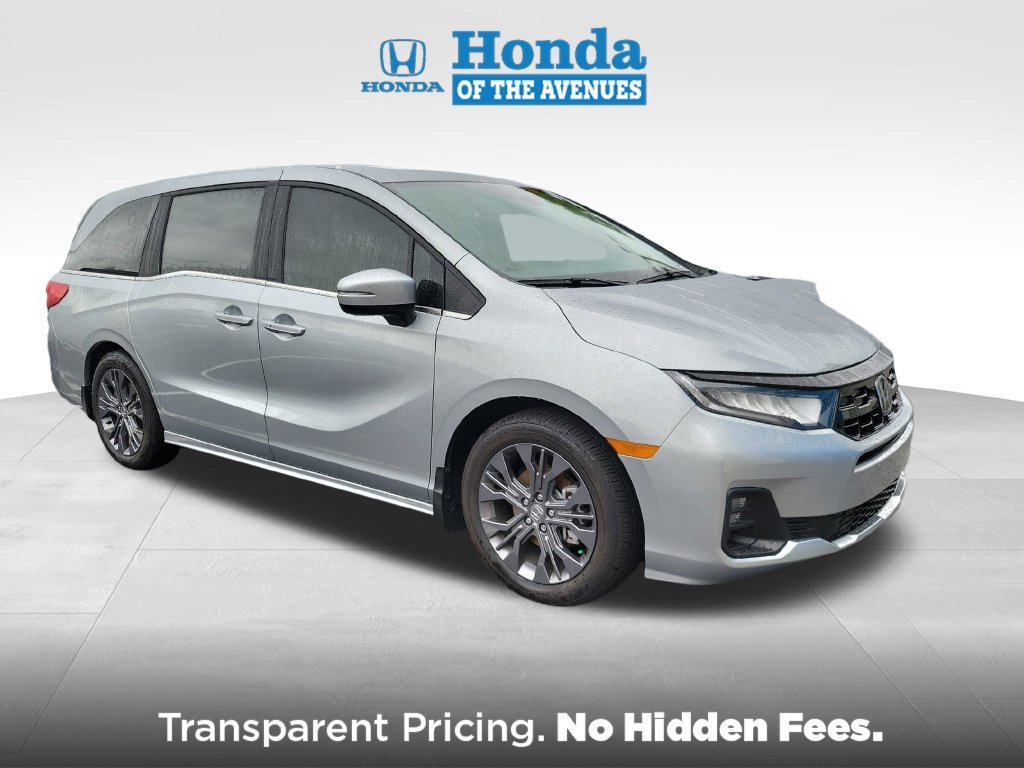 Certified Used 2026 Solar Silver Metallic Honda Touring image 1