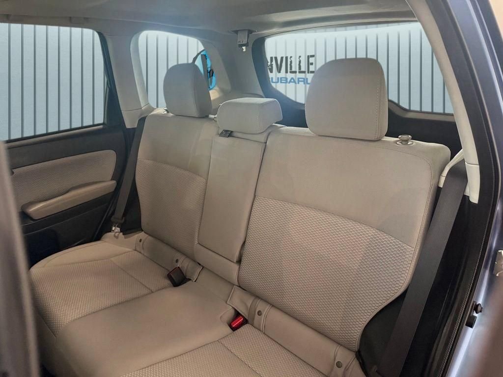 Used 2017 Blue Subaru 2.5i Premium image 22