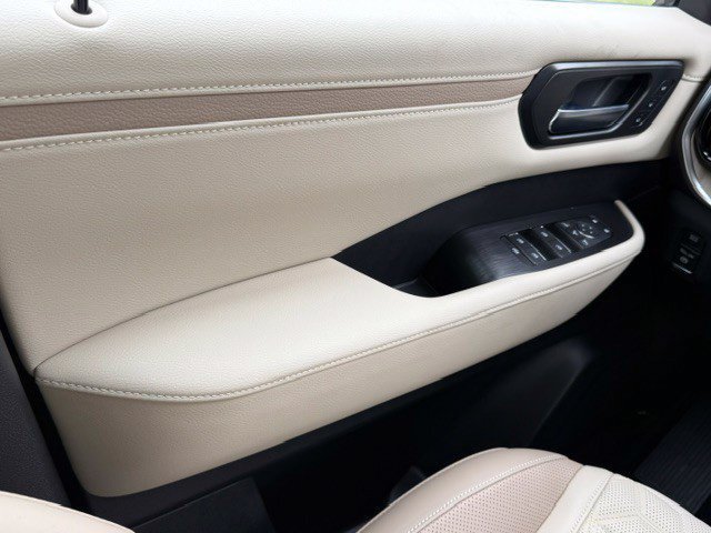 New 2026 Super Black Nissan Platinum image 41