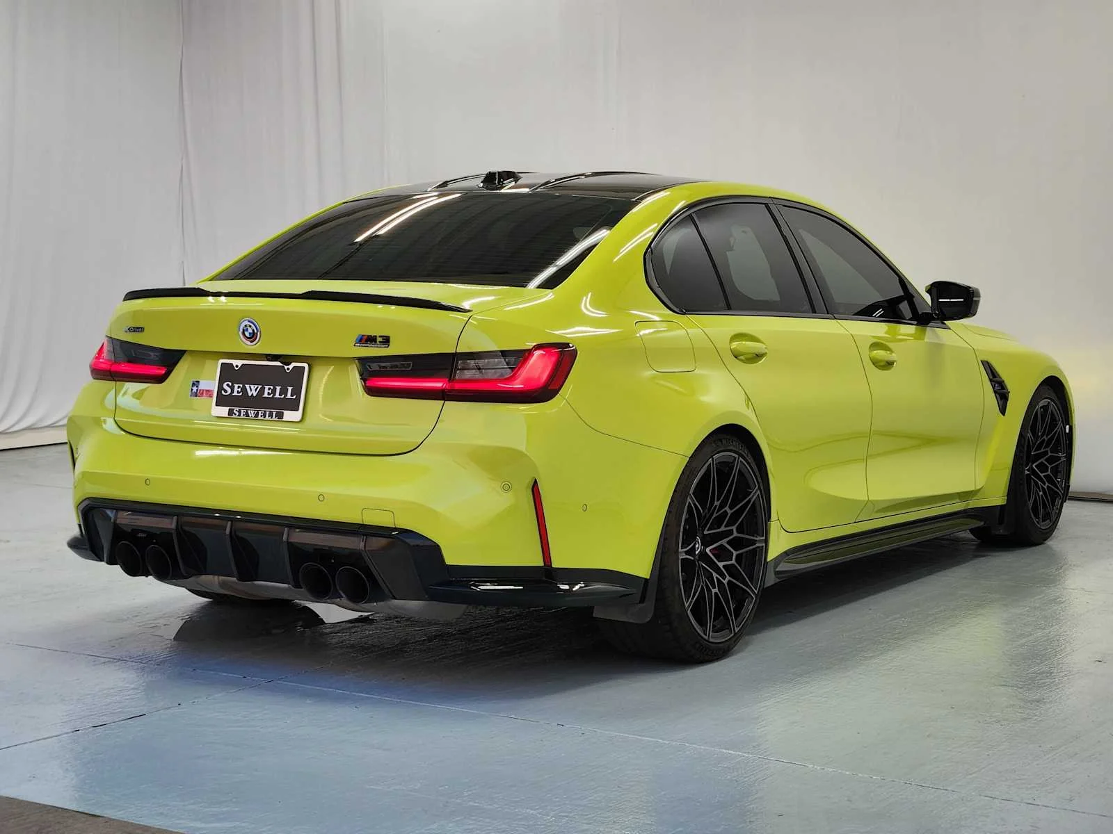 Used 2023 Sao Paulo Yellow BMW Competition xDrive image 8