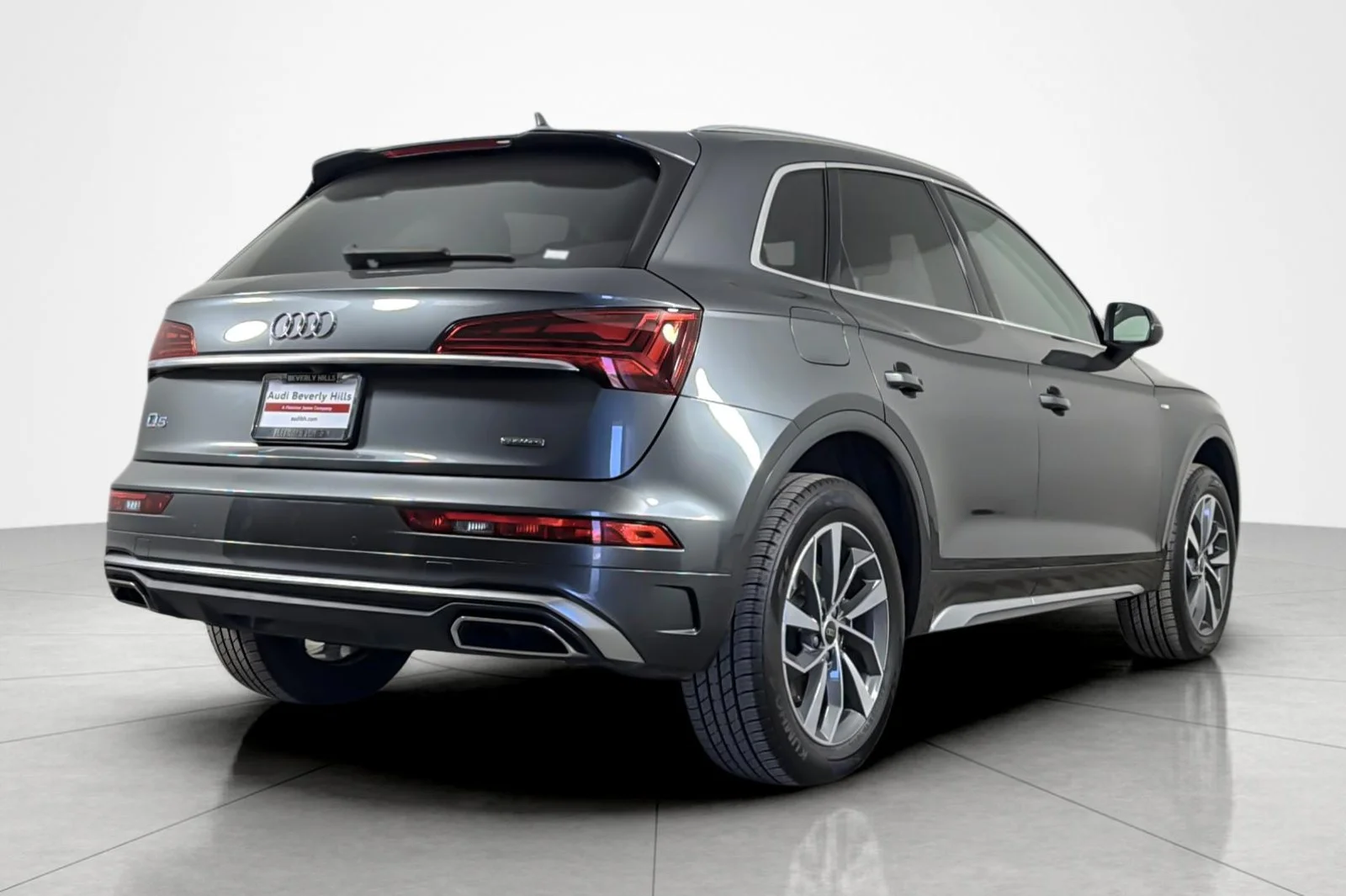 Used 2023 Daytona Gray Pearl Effect Audi S line Premium Plus 45 TFSI quattro image 5