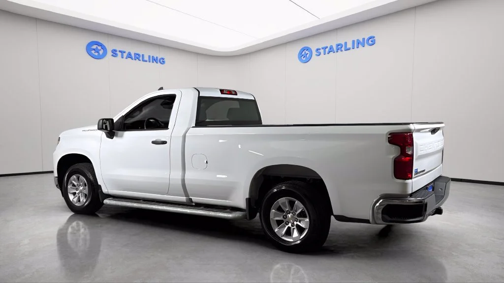 Used 2025 Summit White Chevrolet WT image 13