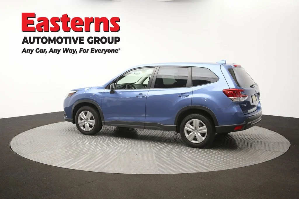 Used 2022 Blue Subaru Base image 62