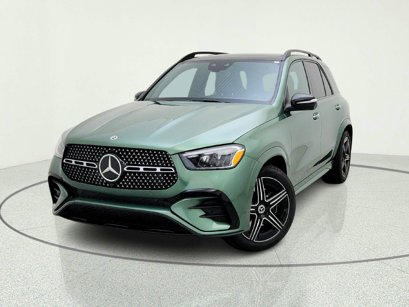 New 2026 MANUFAKTUR Ireland Mid Green Metallic Mercedes-Benz GLE 450 4MATIC® SUV image 23