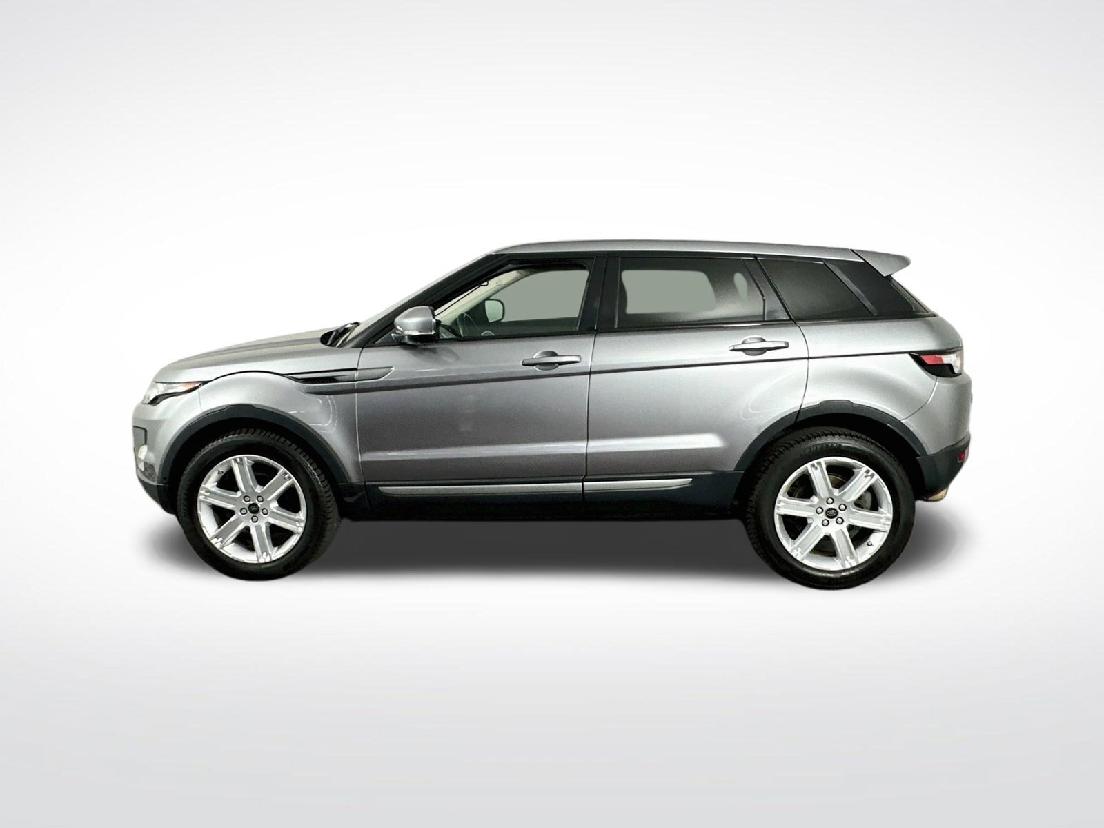 Used 2013 Gray Land Rover Pure image 5