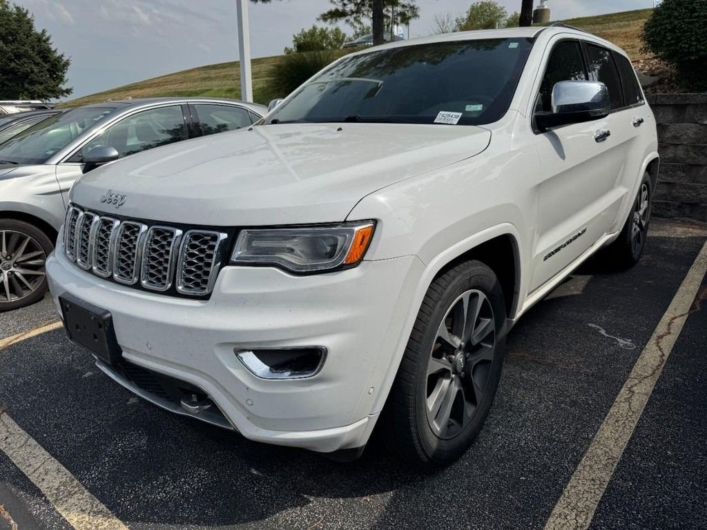 Used 2017 White Jeep Overland image 3