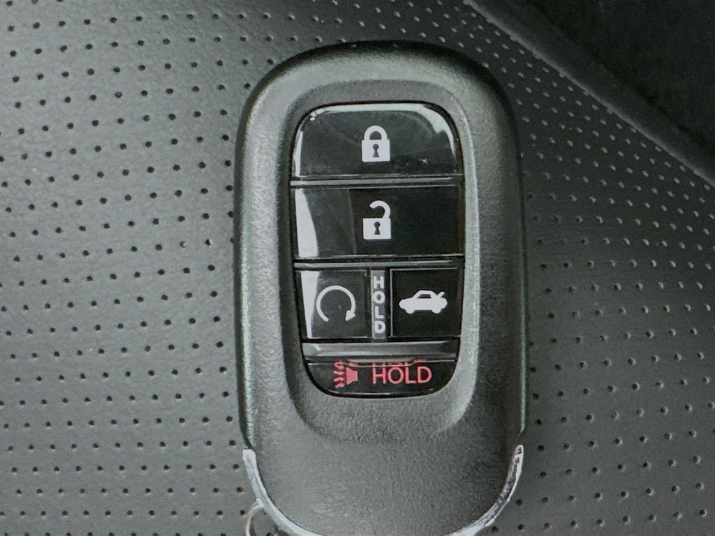 2025 Honda Accord Hybrid Touring - Photo 40