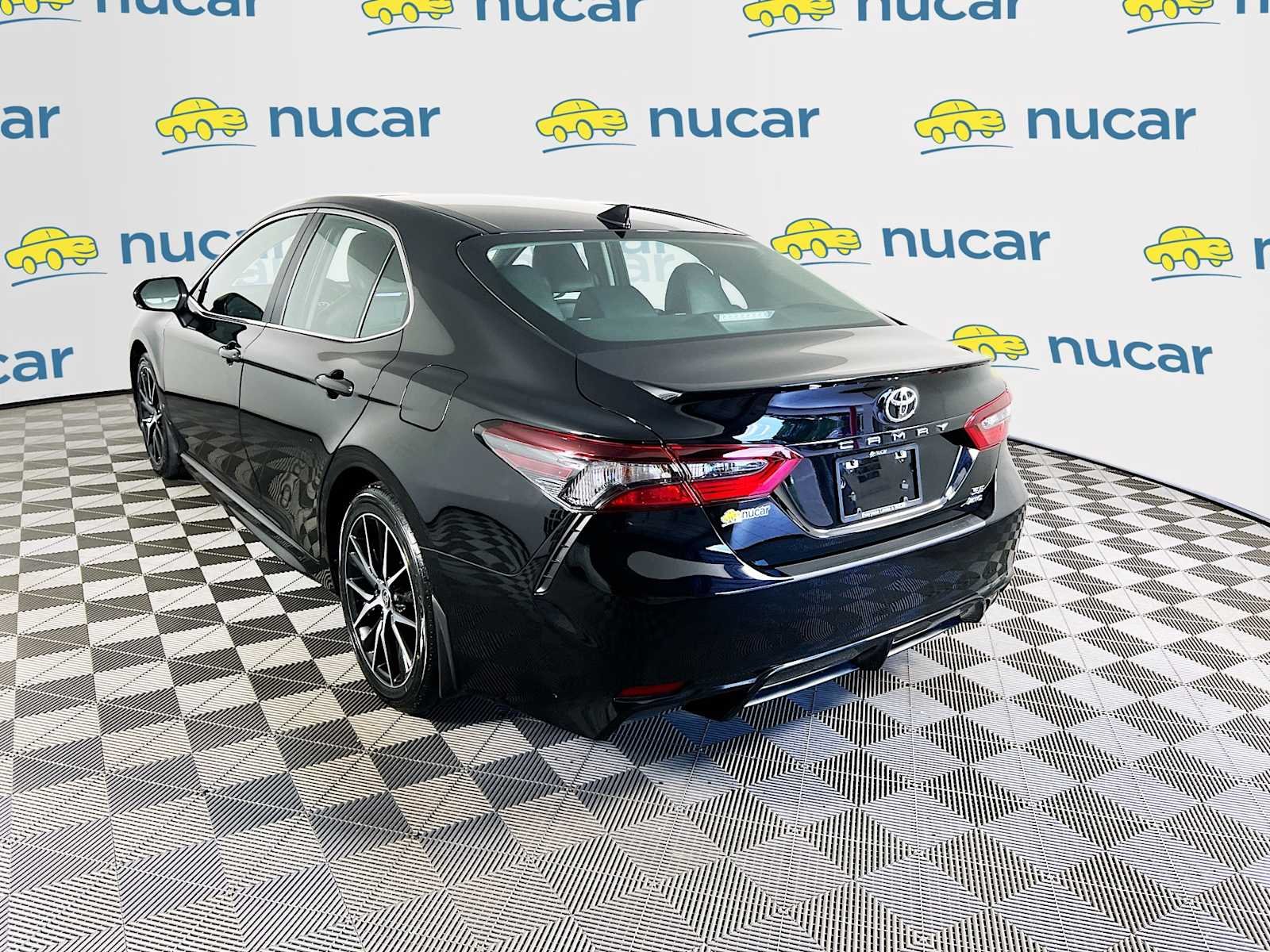 Used 2022 Midnight Black Metallic Toyota SE image 5