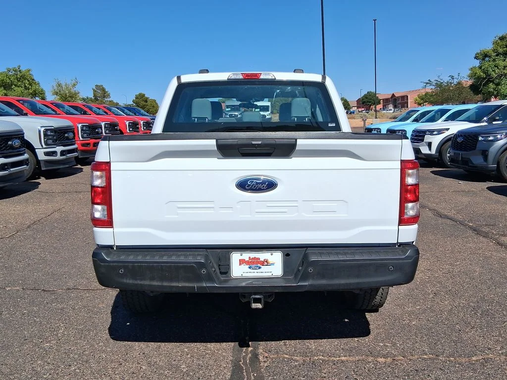 Used 2022 Oxford White Ford XL image 4