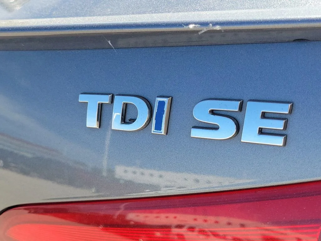 Used 2014 Gray Volkswagen 2.0L TDI SE image 6