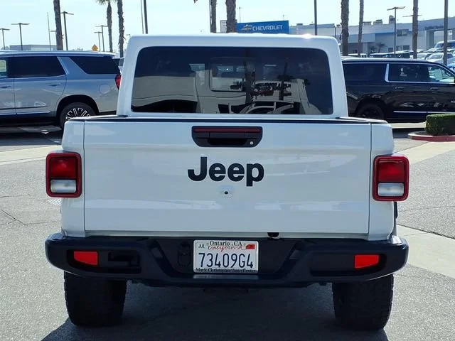 Used 2025 White Jeep Nighthawk image 5