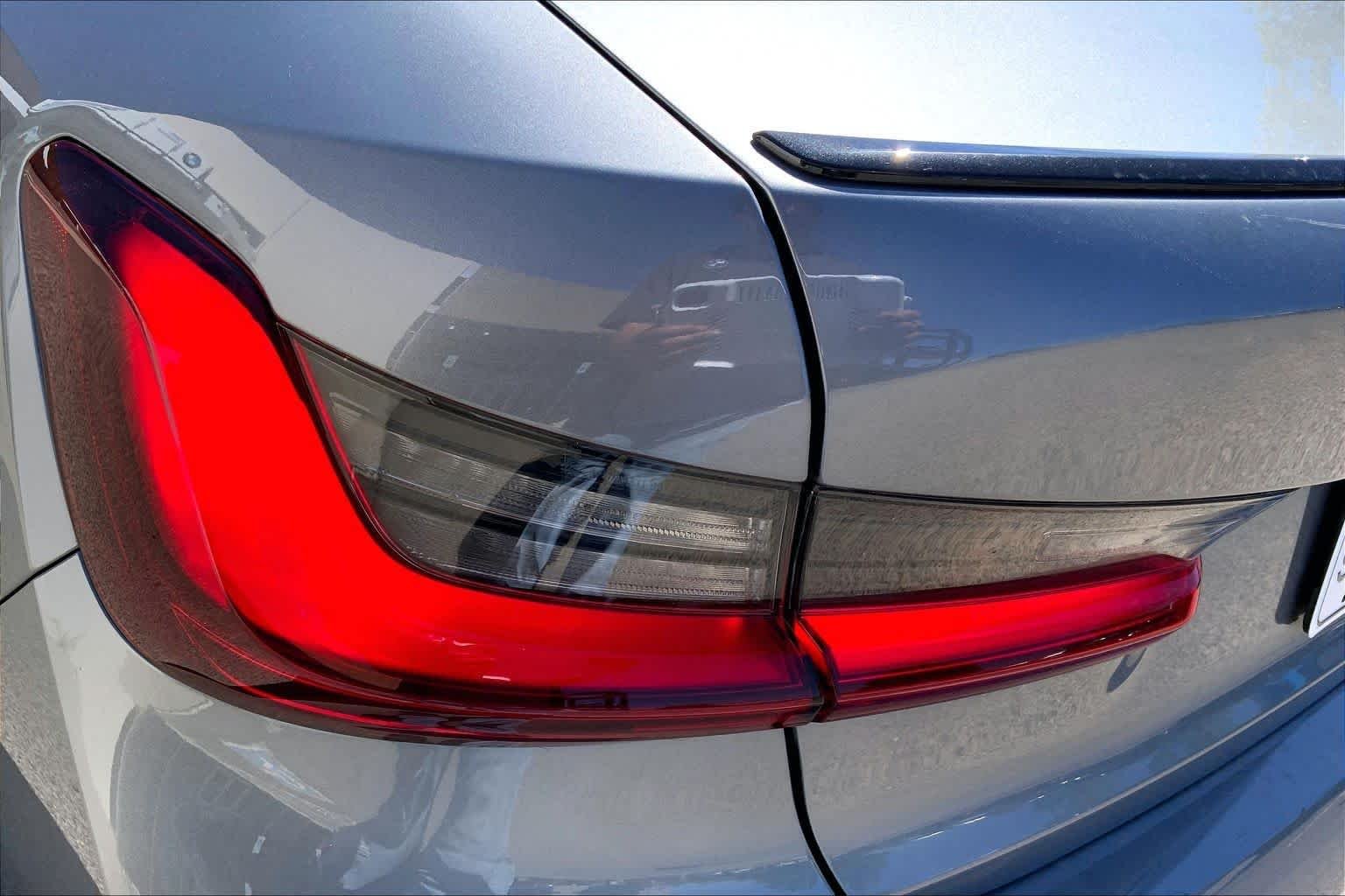 Used 2023 Skyscraper Grey Metallic BMW 330i image 27