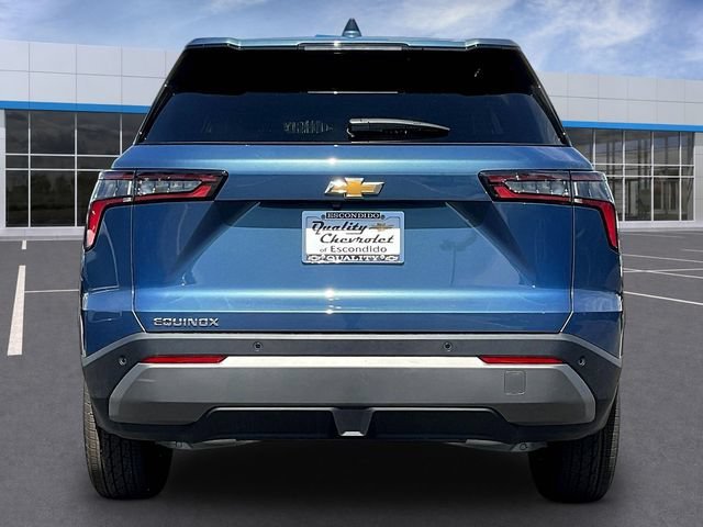 2027 Chevrolet Equinox LT - Photo 4