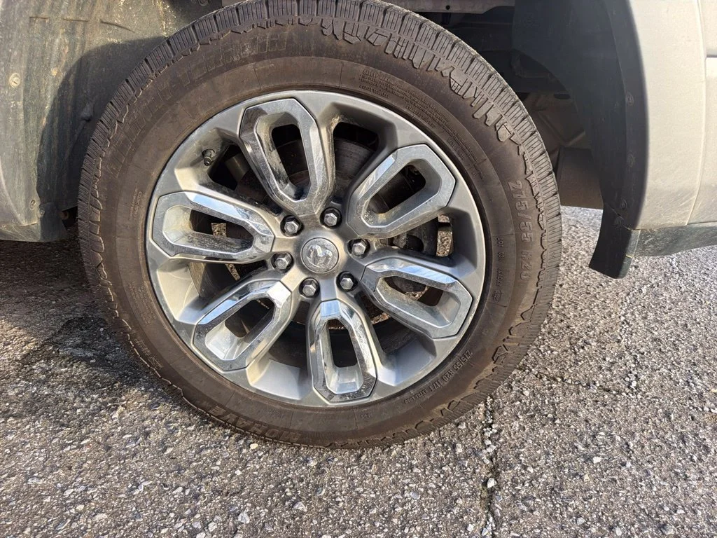 Used 2020 Silver Ram Laramie image 13