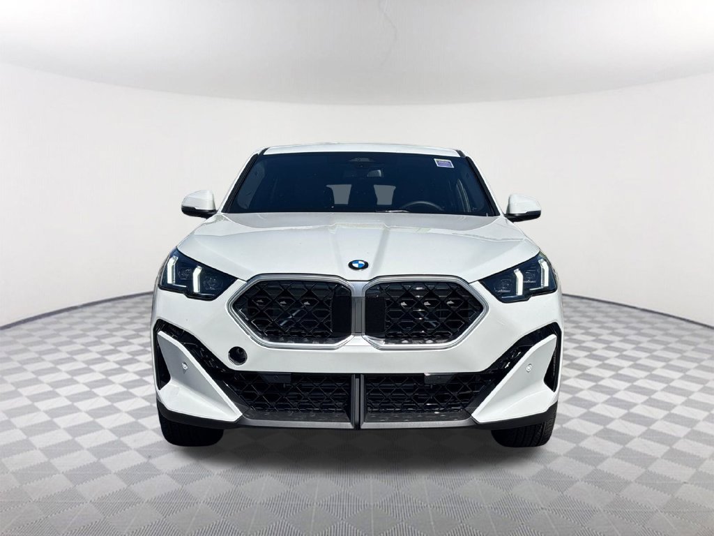 New 2026 Alpine White BMW xDrive28i image 2