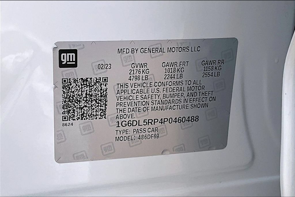 Certified Used 2023 Summit White Cadillac V-Series Blackwing image 33