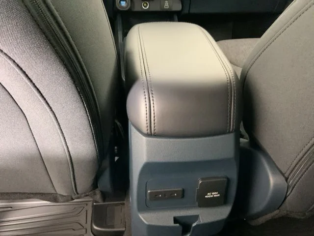 2025 Ford Maverick XLT - Photo 24
