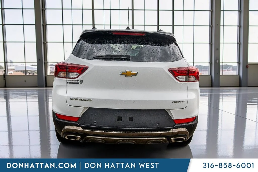 Used 2023 White Chevrolet ACTIV image 31