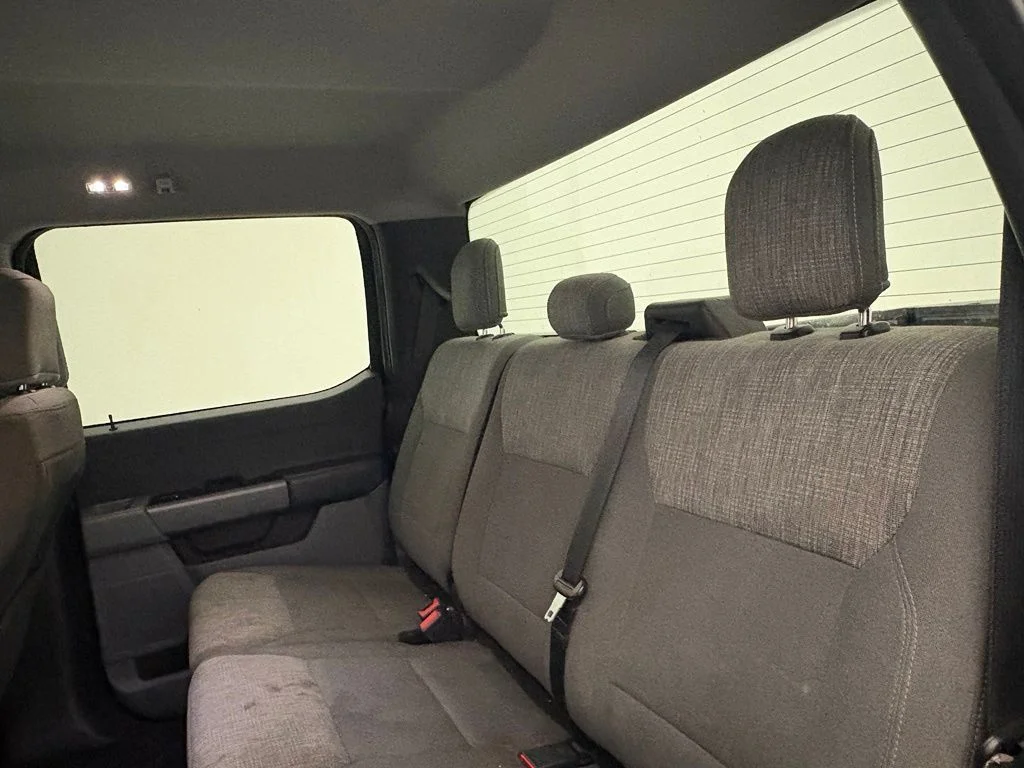 Used 2021 Black Ford XLT image 29
