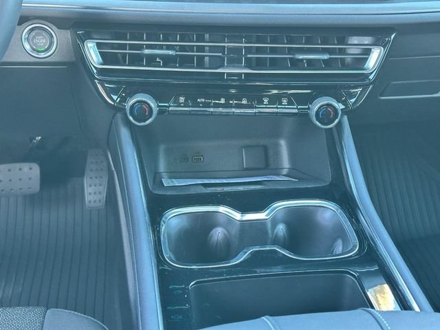 New 2026 Mosaic Black Metallic Chevrolet LT image 9