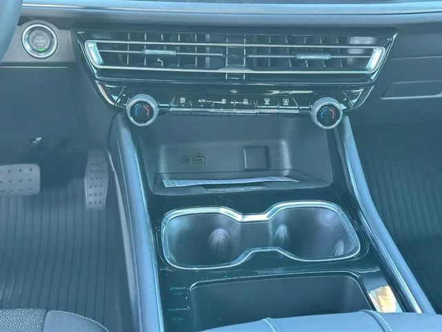 New 2026 Mosaic Black Metallic Chevrolet LT image 9