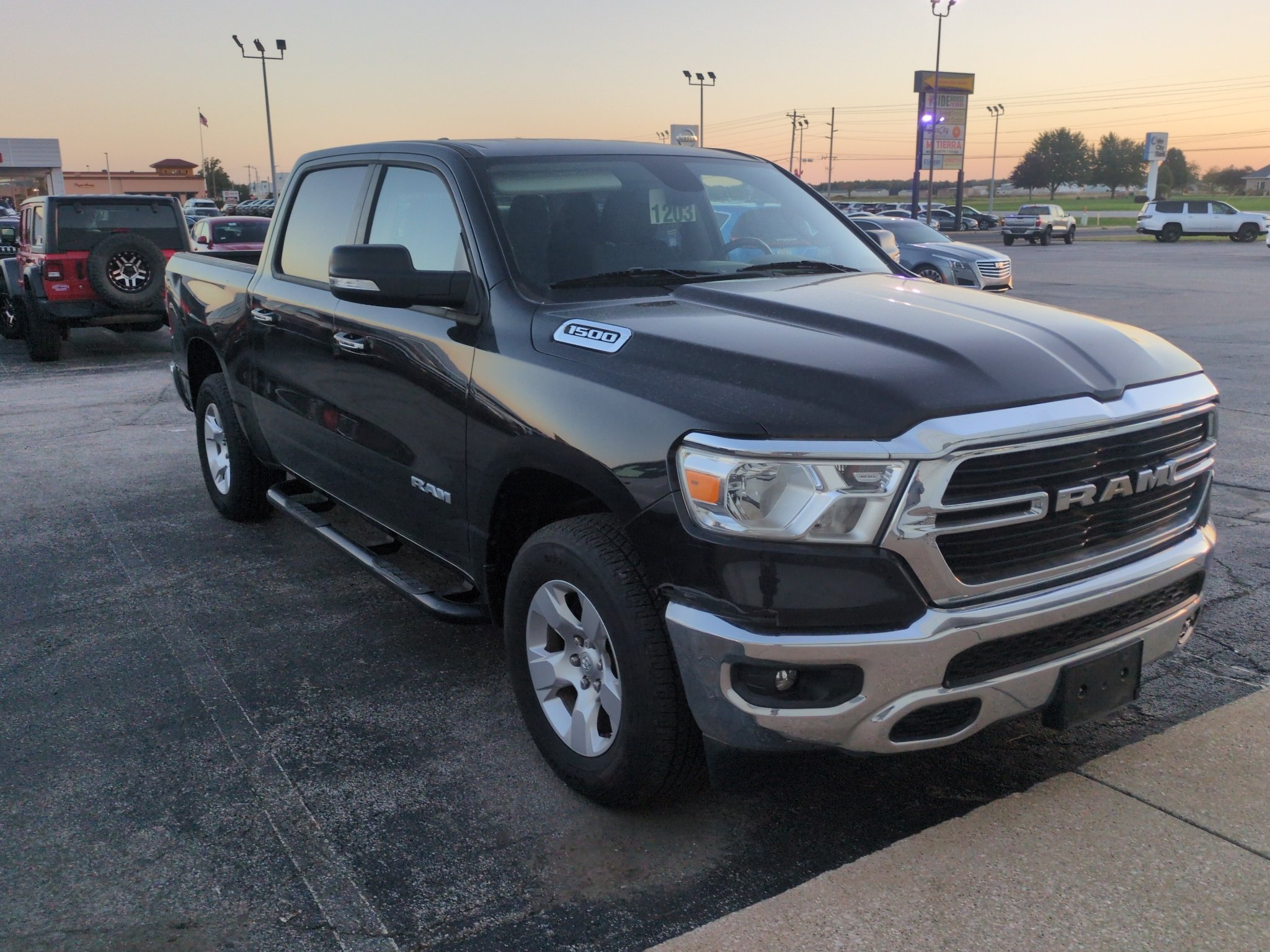 Used 2019 Diamond Black Crystal Pearlcoat Ram Big Horn/Lone Star image 3