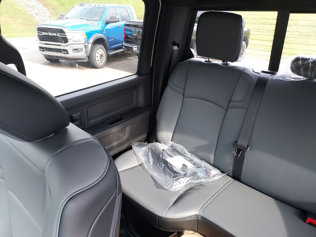 New 2026 Bright White Clearcoat RAM Tradesman image 12