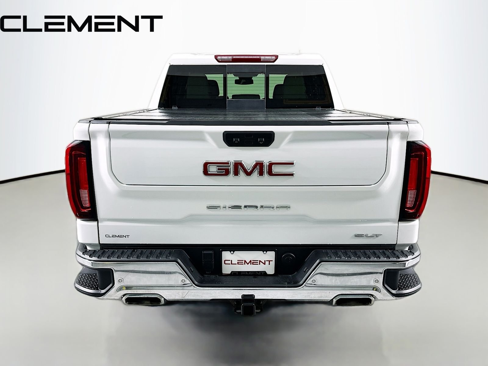 Used 2022 White GMC SLT image 8