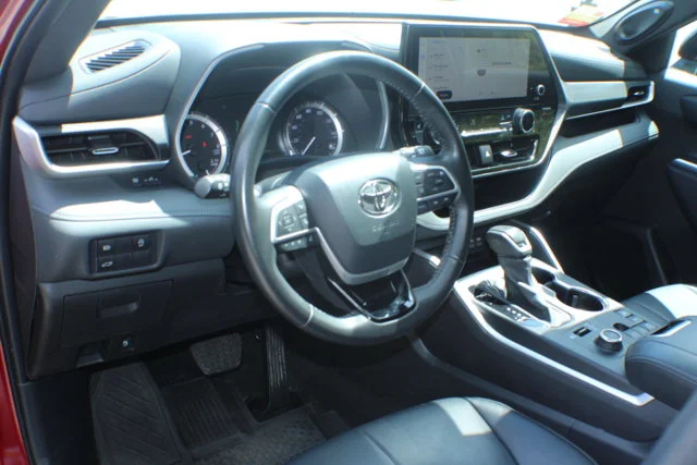 Used 2024 Ruby Flare Pearl Toyota XSE image 6