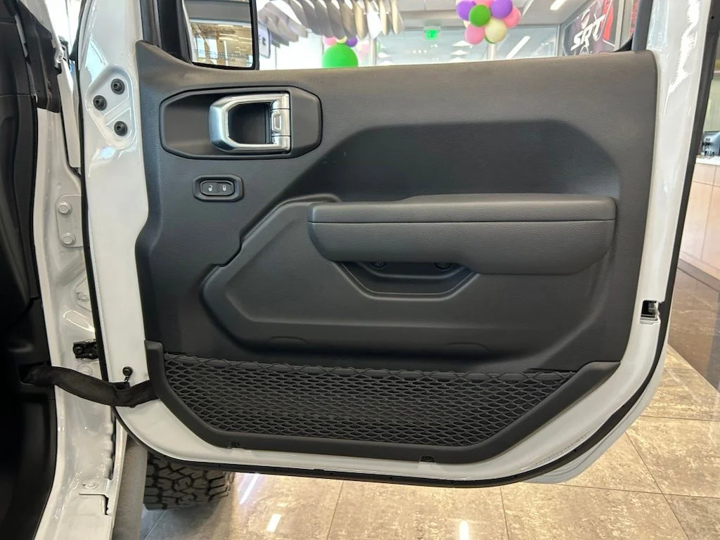 New 2026 Bright White Clearcoat Jeep Sport image 39