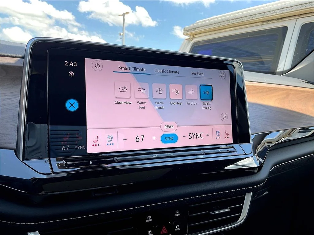 New 2026 Black Volkswagen SE w/Technology image 21