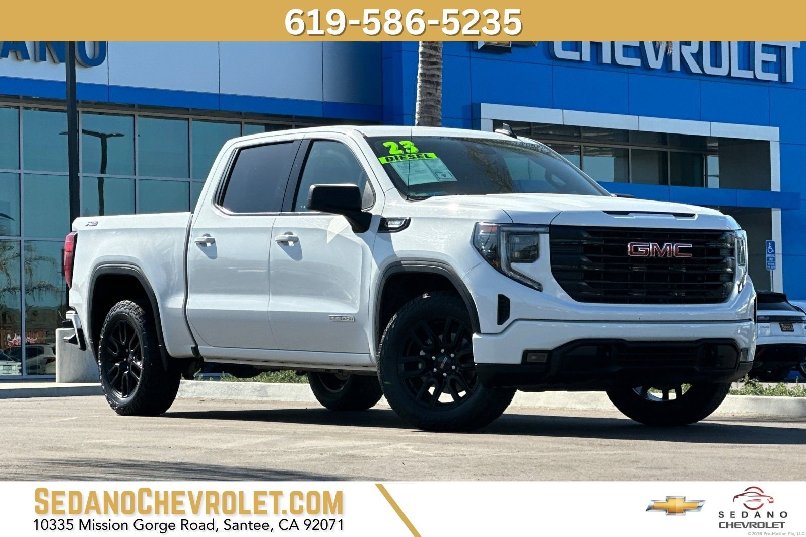 2023 GMC Sierra 4WD Crew Cab Short Box Elevation's photo